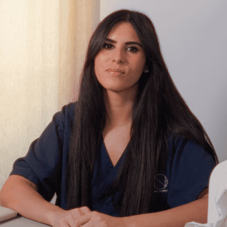 Dr Roxane Touboul